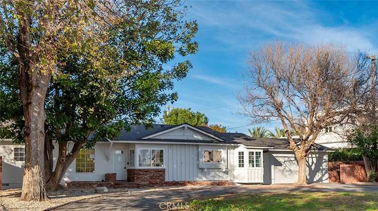 16817 Rayen St, Northridge, CA 91343