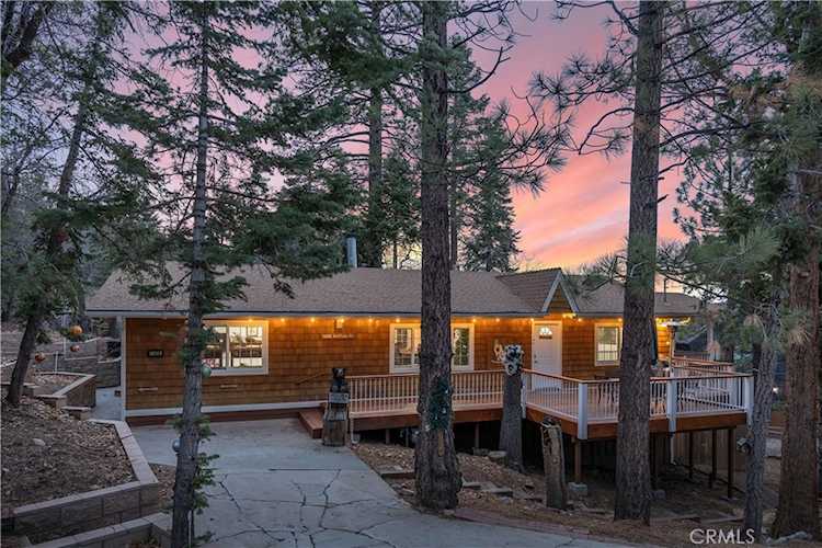1308 Buffalo Ct, Big Bear Lake, CA 92315