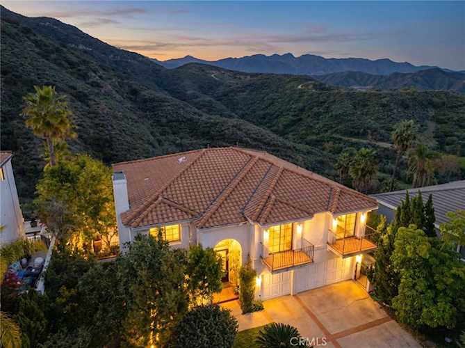 1978 Starvale Rd, Glendale, CA 91207