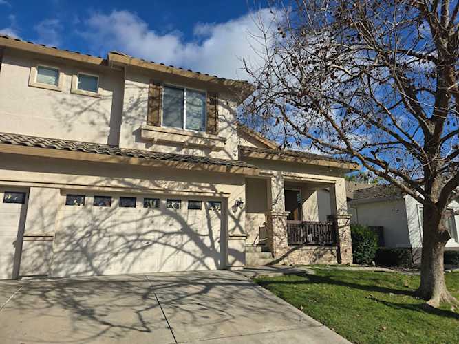 973 Caversham Way, Galt, CA 95632
