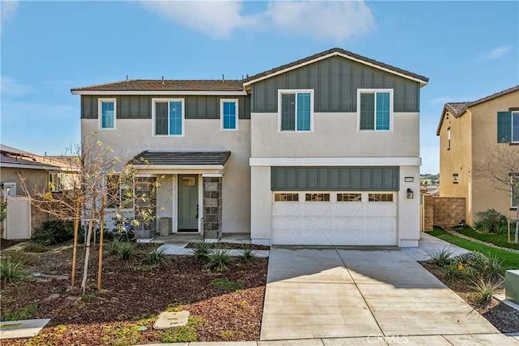 35461 Alexandria, Beaumont, CA 92223
