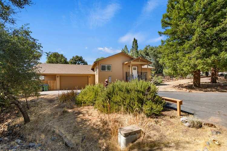 3400 Oxford Court, Cameron Park, CA 95682