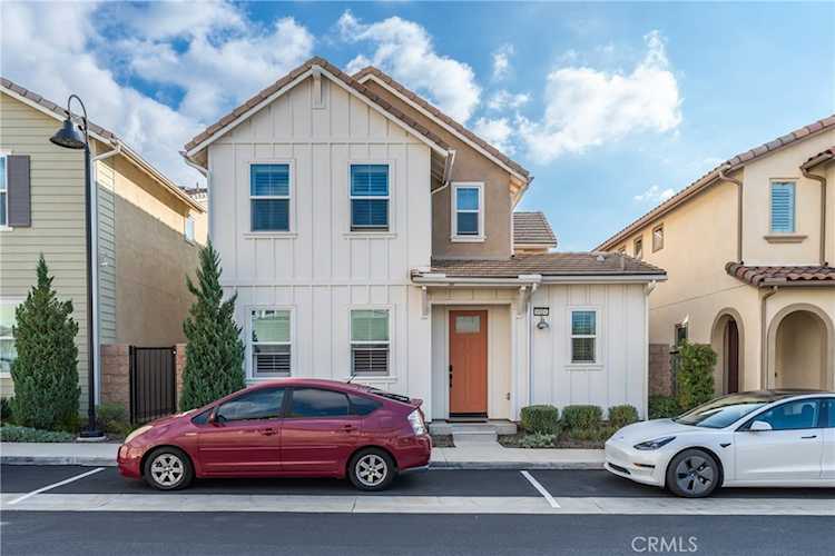 6914 Stonecrop, Fontana, CA 92336