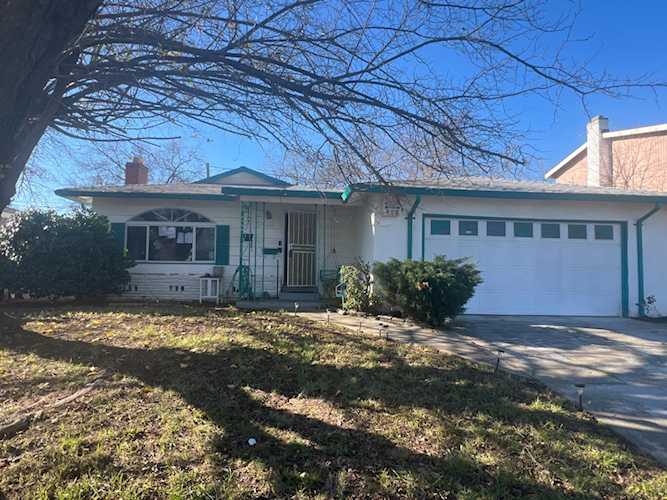 3255 Nareb Street, Sacramento, CA 95838