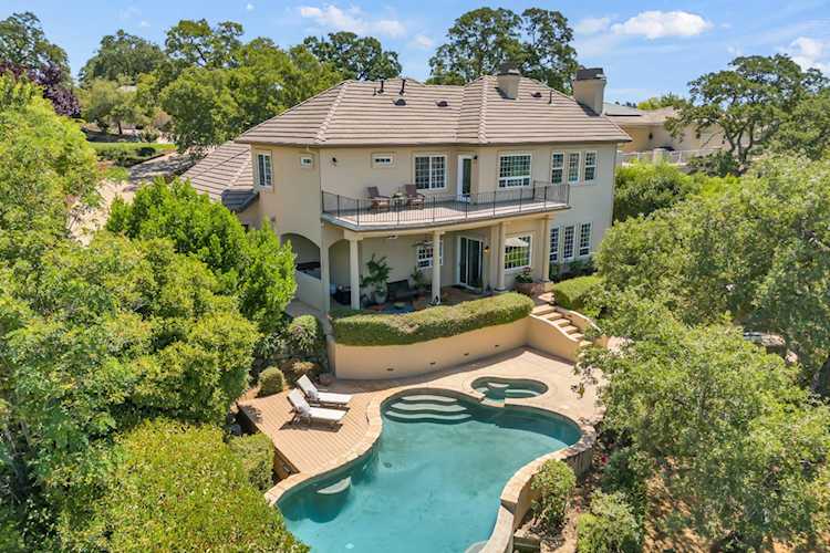 5528 Sur Mer Drive, El Dorado Hills, CA 95762