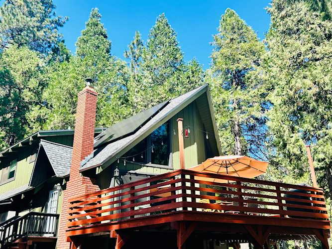 4321 Lakeridge Drive, Pollock Pines, CA 95726