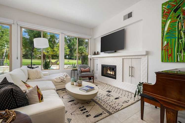 101 N Kavenish Dr, Rancho Mirage, CA 92270