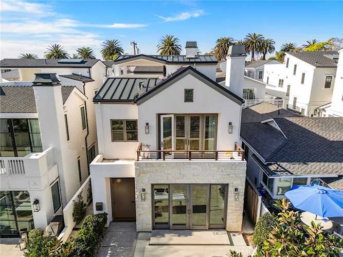 711 1/2 Marigold, Corona Del Mar, CA 92625