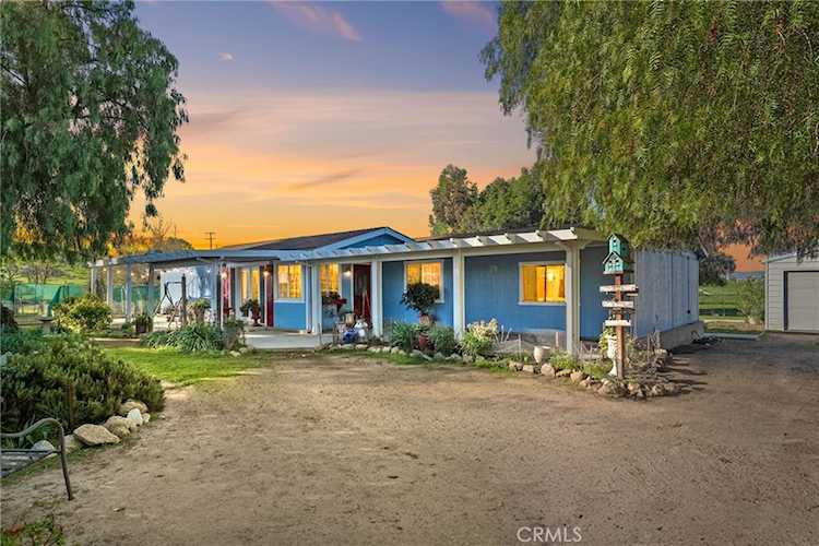 31615 Leon, Winchester, CA 92596