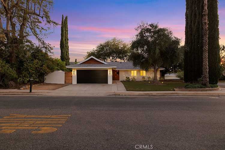 913 Mountain View, Ojai, CA 93023