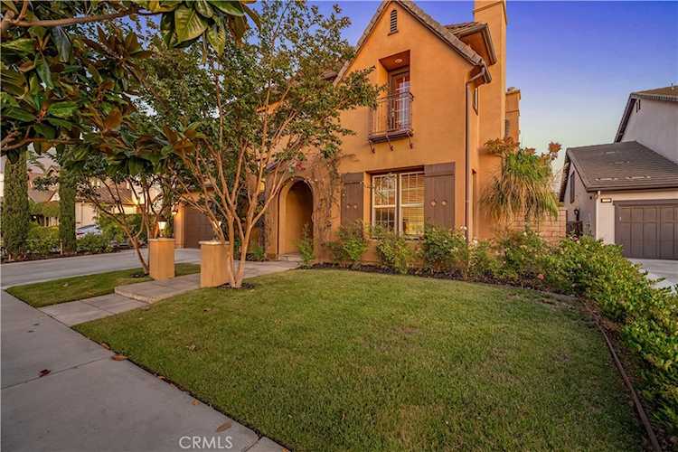 780 W Aster Place, Santa Ana, CA 92706