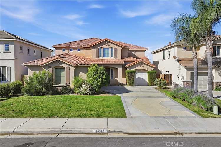 30923 Lajoe St, Menifee, CA 92584