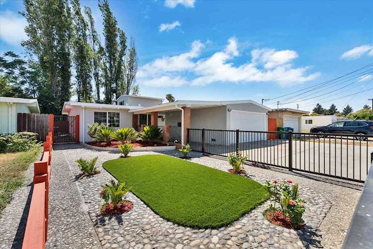 28315 28315 Rochelle Ave, Hayward, CA 94544