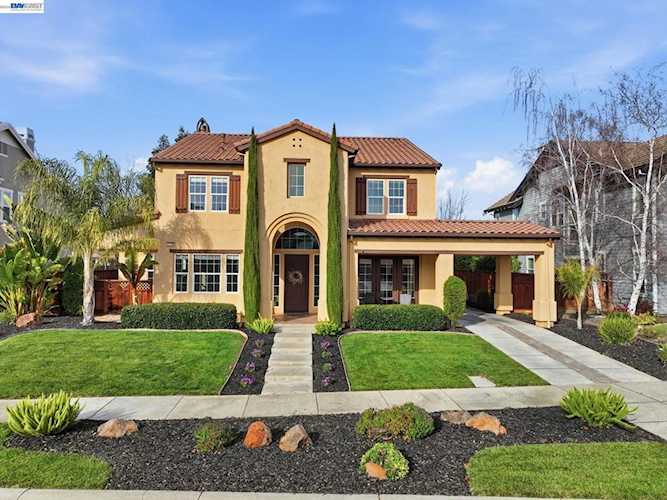 2772 2772 San Minete Dr, Livermore, CA 94550