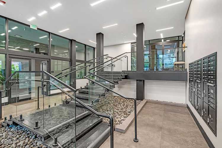 178 S Euclid Ave #412, Pasadena, CA 91104