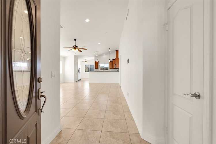 6748 El Sol, 29 Palms, CA 92277