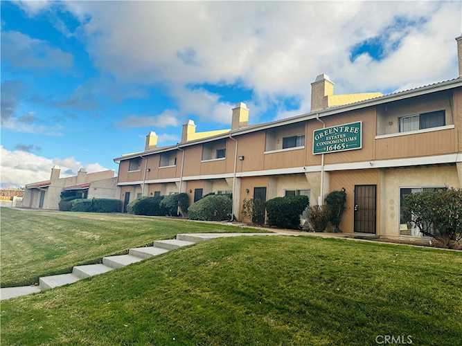 16465 Green Tree Blvd #10, Victorville, CA 92395