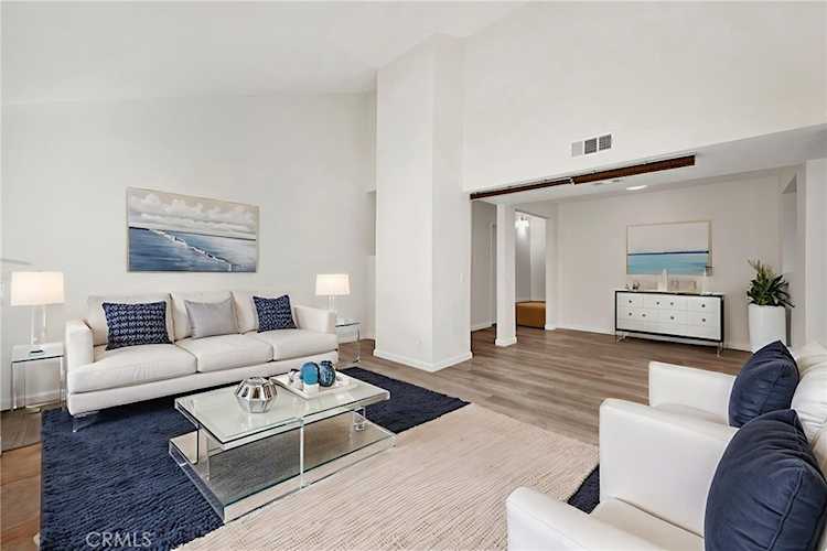 20155 Keswick St #219, Winnetka, CA 91306