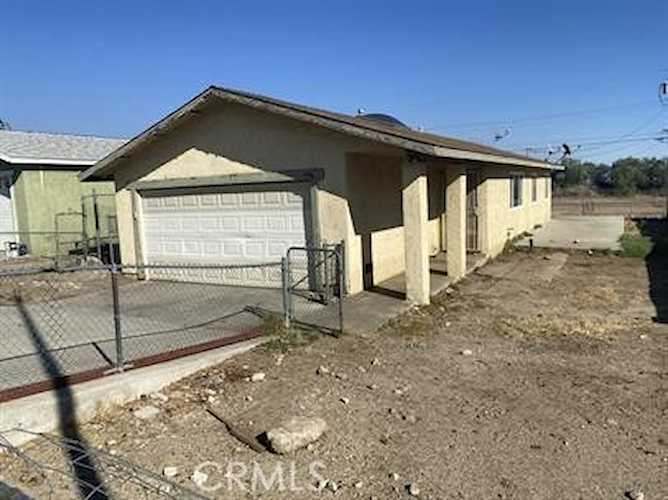 1308 N Phillips, Banning, CA 92220