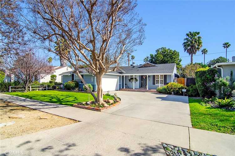 5348 Veloz Ave, Tarzana, CA 91356