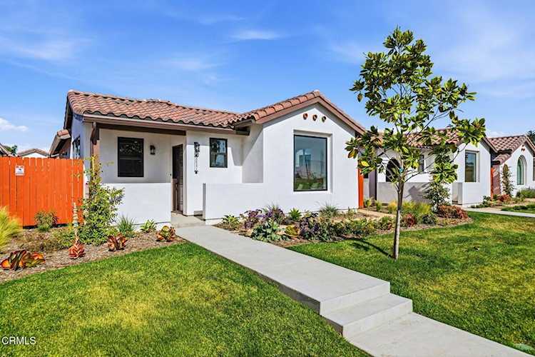 1131 W 2nd St, Oxnard, CA 93030
