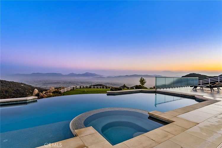 37731 Via Baya, Murrieta, CA 92562