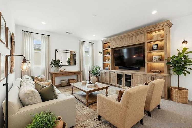 27748 Heritage Ln, Valley Center, CA 92082