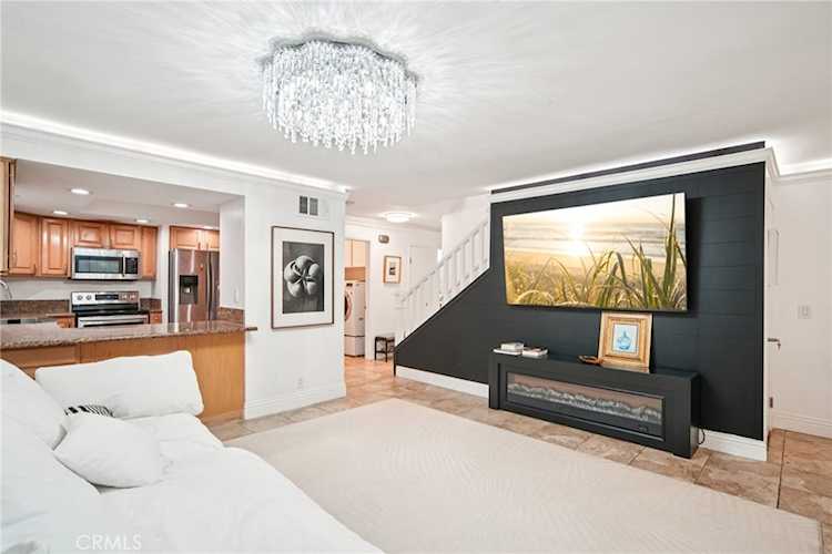 22235 Vista Verde Dr, Lake Forest, CA 92630