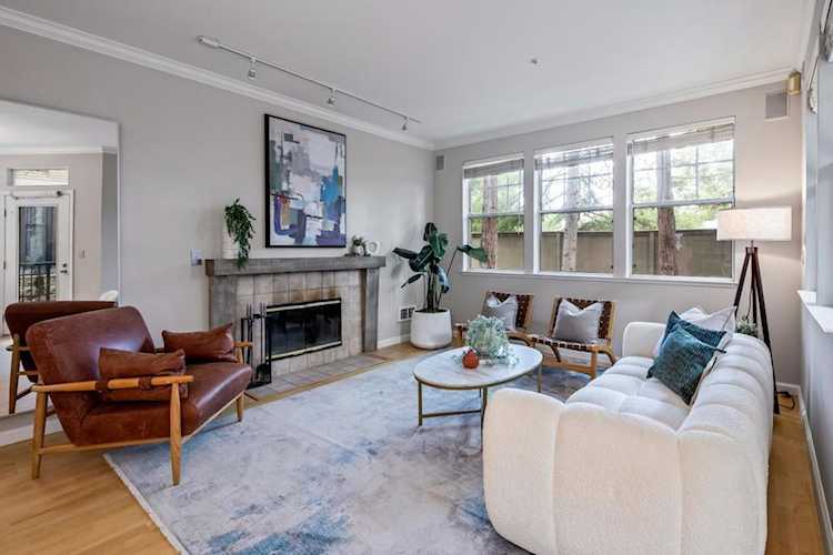 2160 Santa Cruz Ave #22, Menlo Park, CA 94025