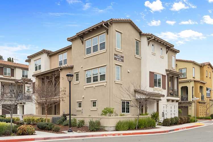16330 Ridgehaven Dr #UNIT 802, Castro Valley, CA 94578-1479