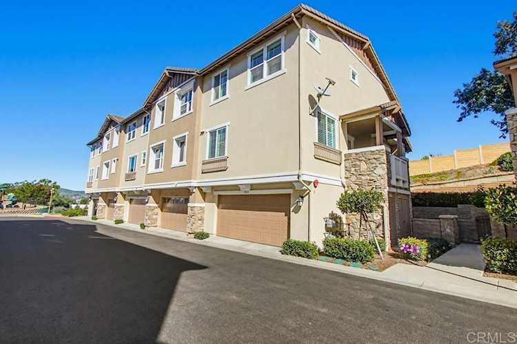 1018 Iron Wheel St, Santee, CA 92071