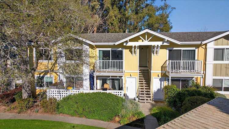 755 14th Ave #802, Santa Cruz, CA 95062