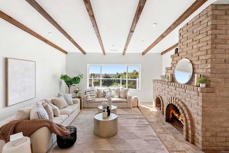 2018 Vista Grande Dr, Vista, CA 92084