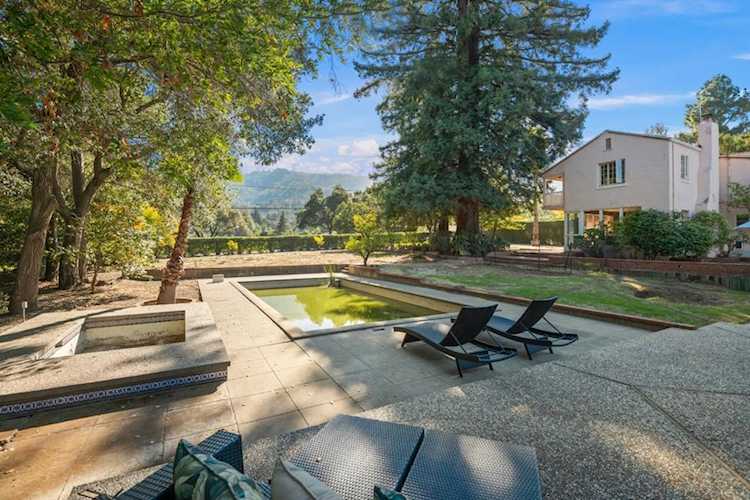 19605 Glen Una Dr, Saratoga, CA 95070