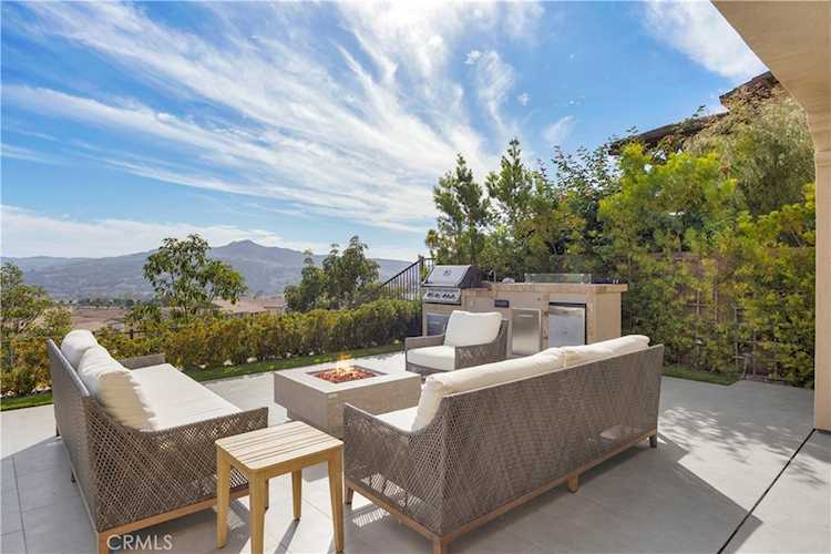 7 Paladino Ct, Rancho Mission Viejo, CA 92694