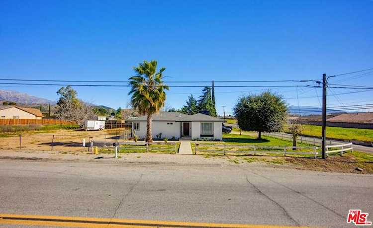10982 Cherry Ave, Cherry Valley, CA 92223