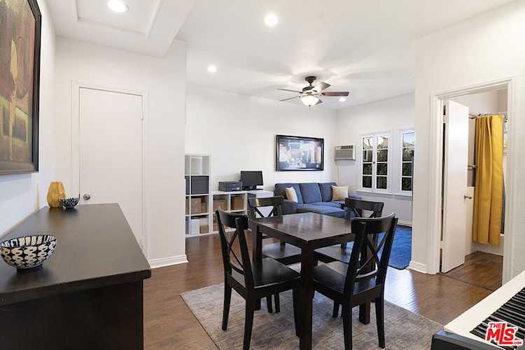 340 N Oakhurst Dr #205, Beverly Hills, CA 90210