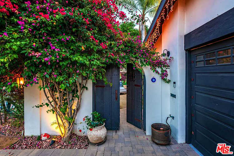 4635 Bellflower Ave, North Hollywood, CA 91602