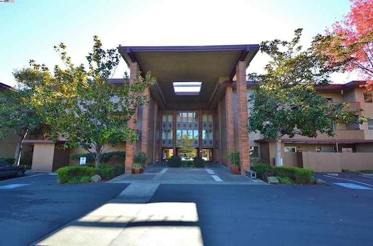 1333 Webster St #A107, Alameda, CA 94501