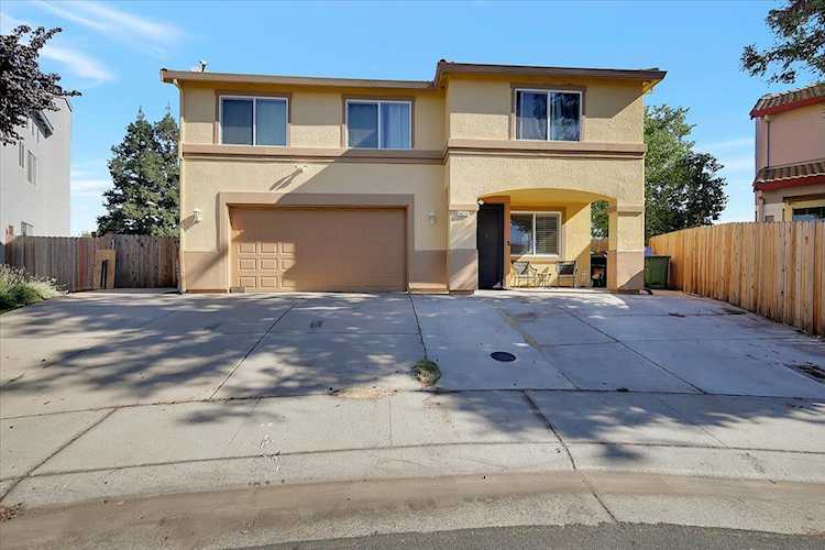 6024 Deepdale Way, Elk Grove, CA 95758