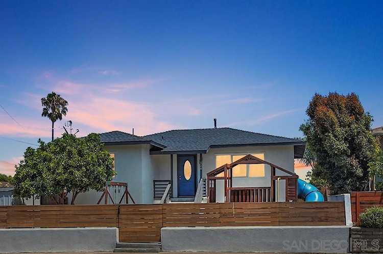 520 Grant Street, Oceanside, CA 92054