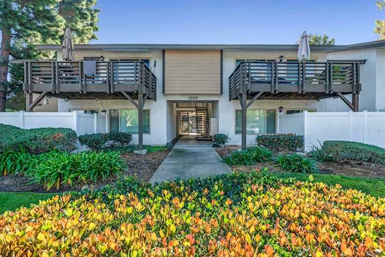 1200 W Lambert Rd #41, La Habra, CA 90631