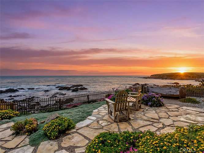 2585 Sherwood Dr, Cambria, CA 93428