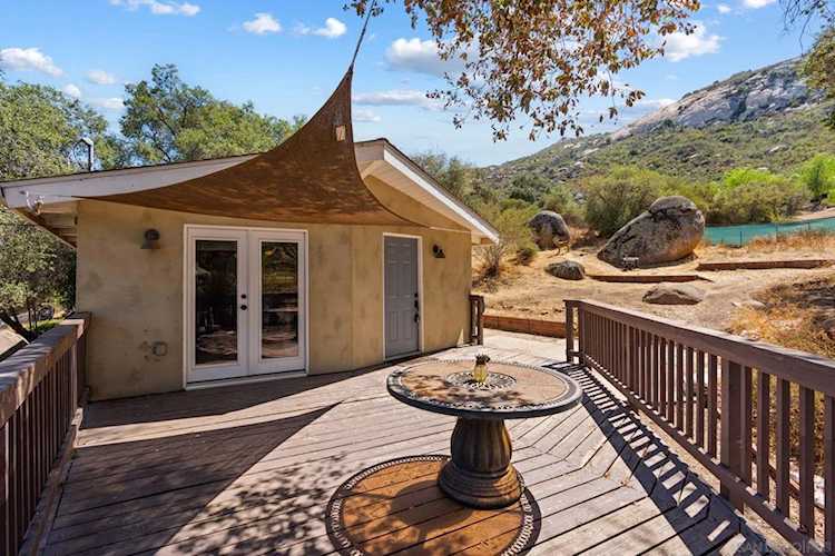 4722 Park Ln, Alpine, CA 91901