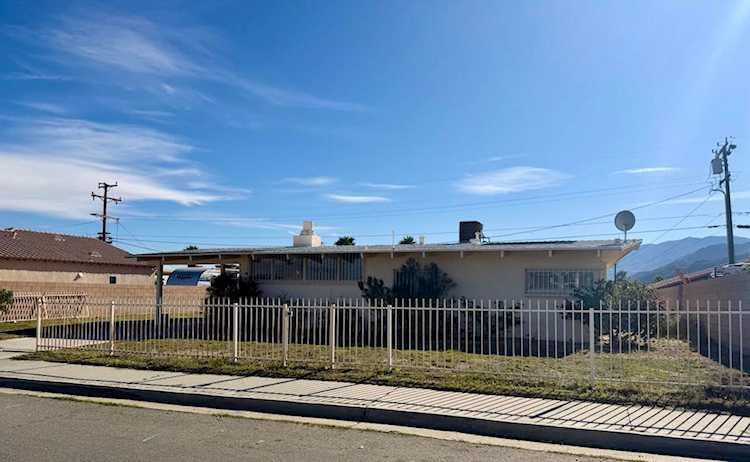 393 W Palm Vista Dr, Palm Springs, CA 92262