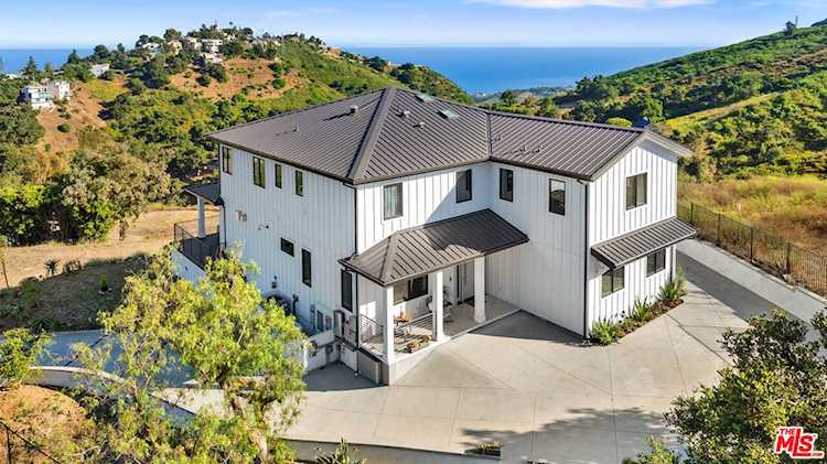 27148 Carrita Rd, Malibu, CA 90265