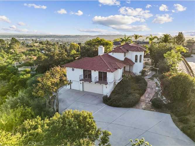 1500 Kashlan Rd, La Habra Heights, CA 90631