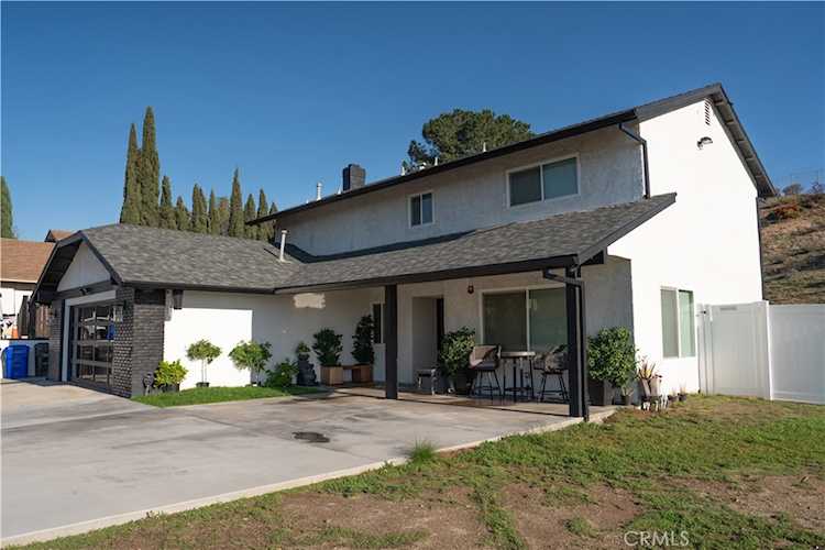 7320 Percheron, Jurupa Valley, CA 92509