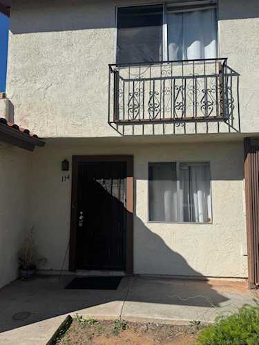 134 Espanas Glen, Escondido, CA 92026