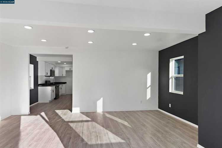 1318 Battery St, Richmond, CA 94801